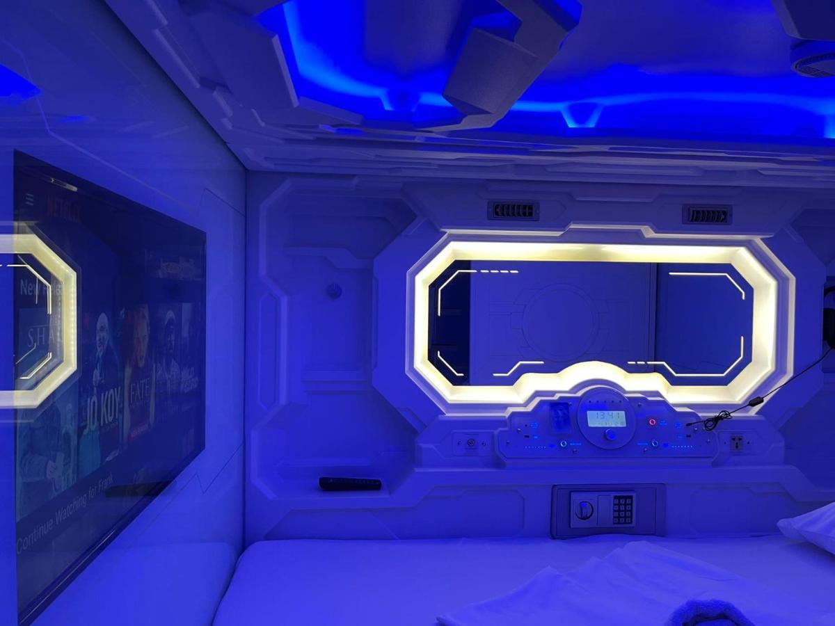 Bmax Spacepods Île de Mactan Extérieur photo